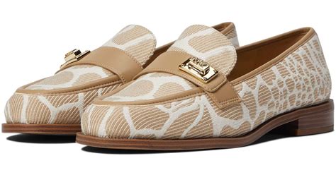 Padma Leather Loafer 